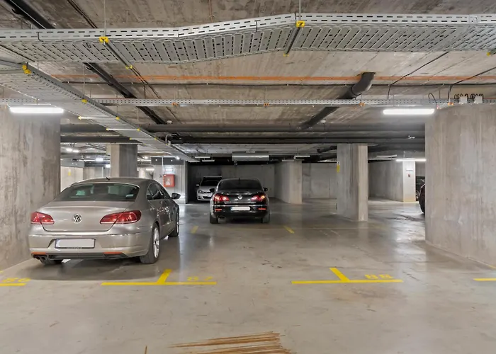Mido Aviatie Park Apartments With Private Parking & Self Check-In