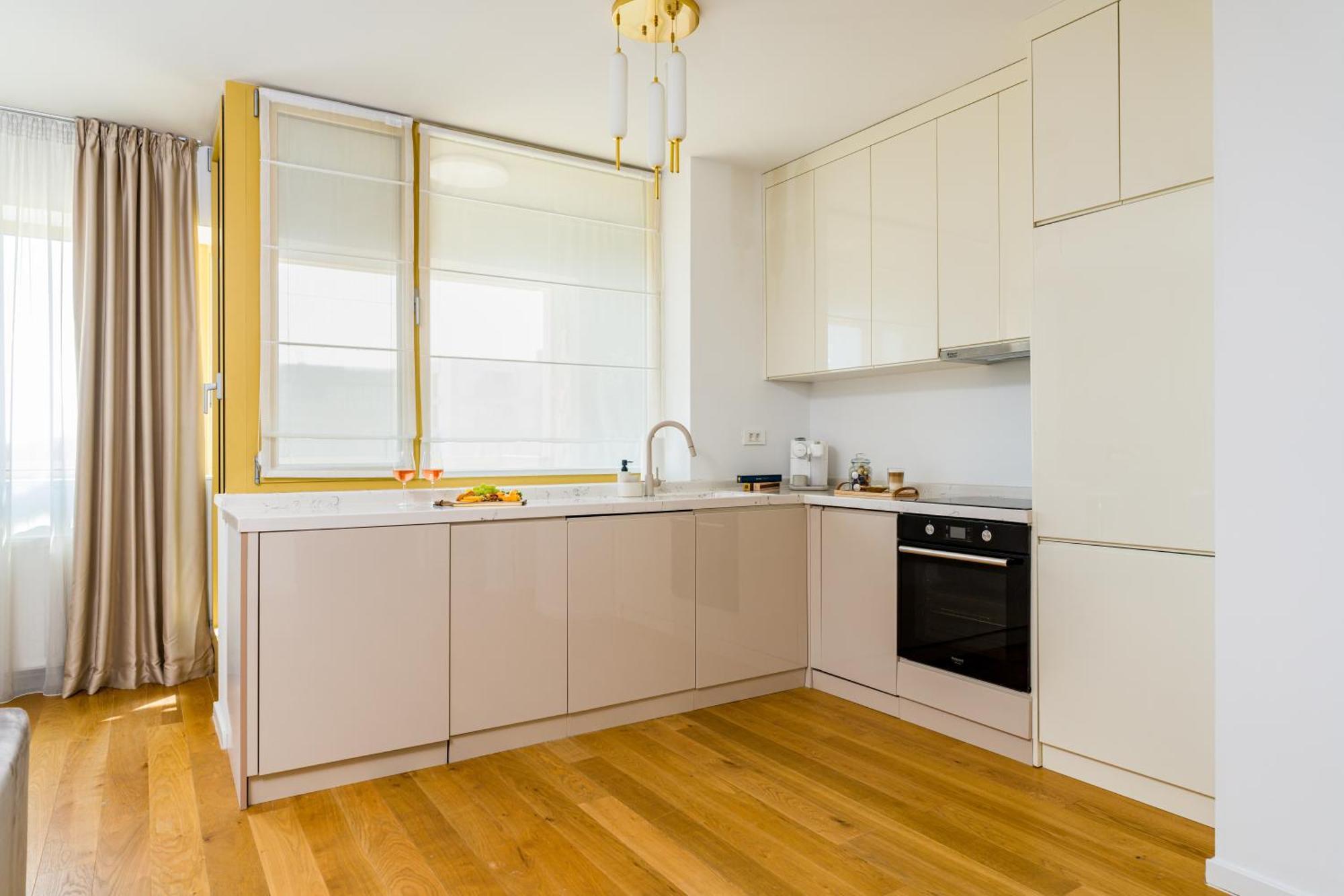Mido Aviatie Park With Private Parking & Self Check-in Apartment Bucharest