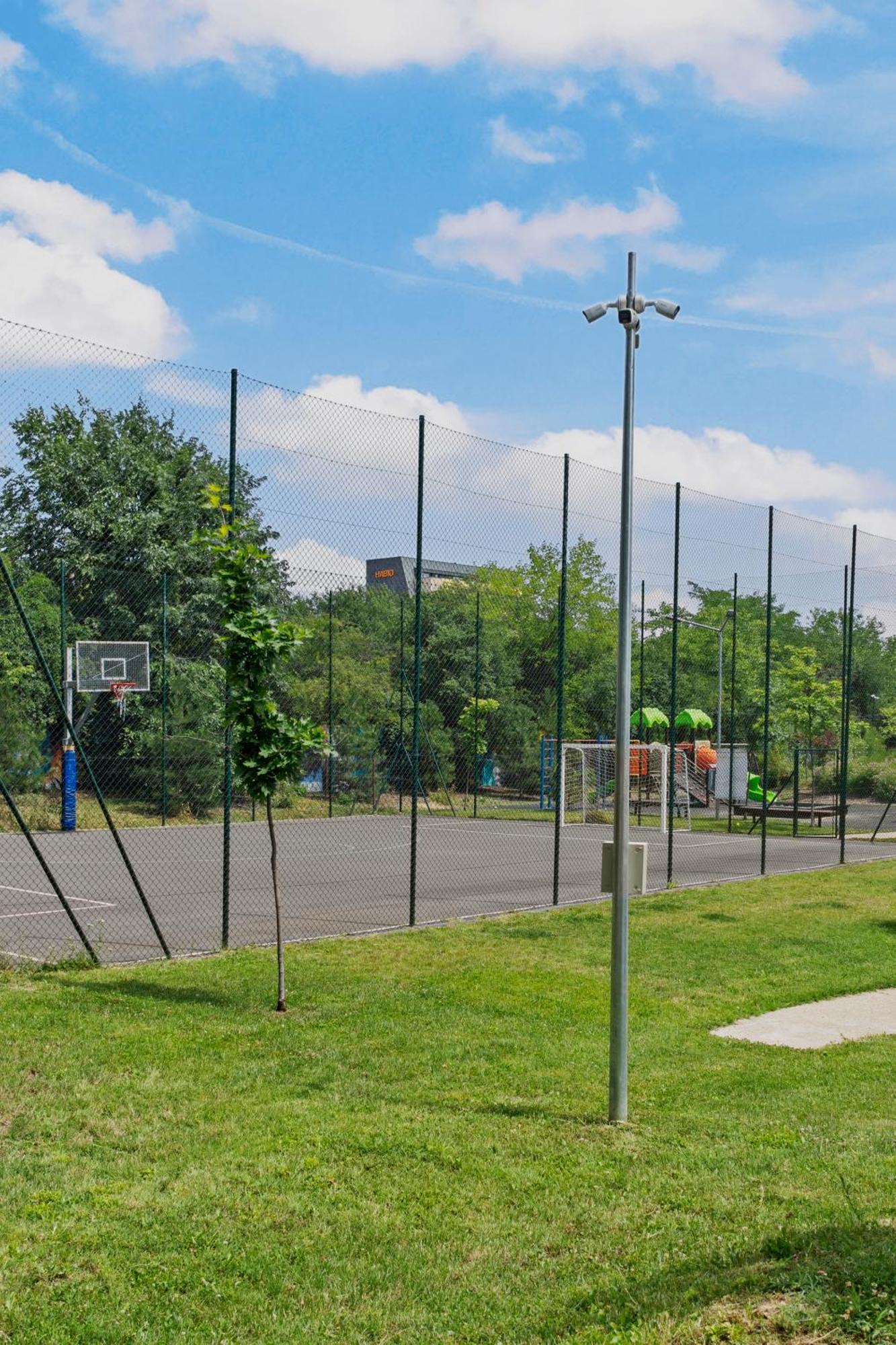 Apartment Mido Aviatie Park With Private Parking & Self Check-in