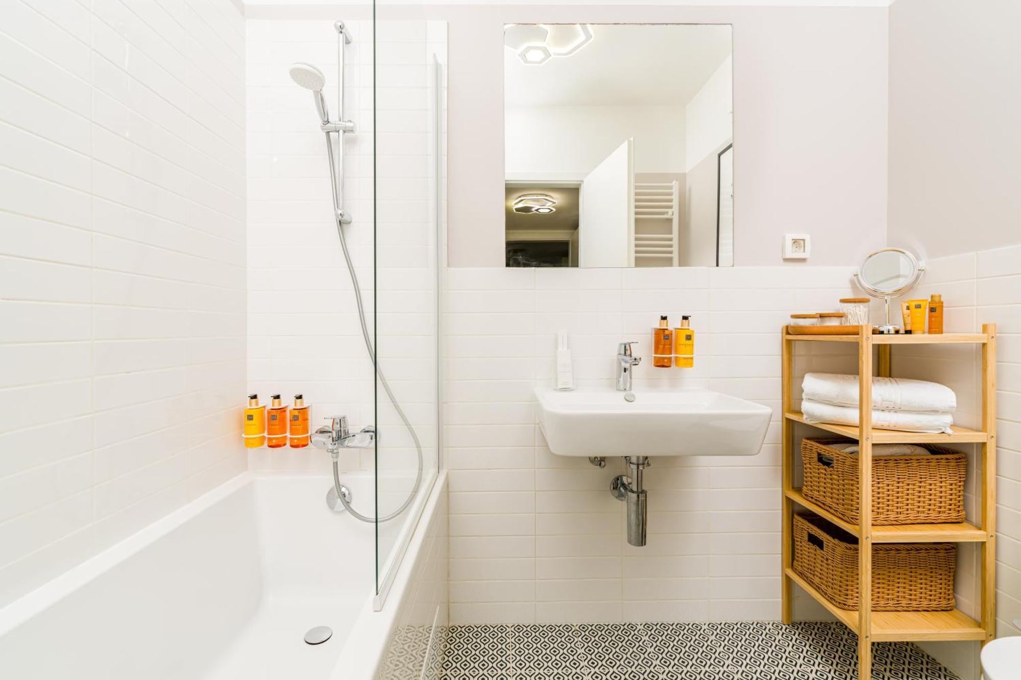 Mido Aviatie Park With Private Parking & Self Check-in Apartment Bucharest