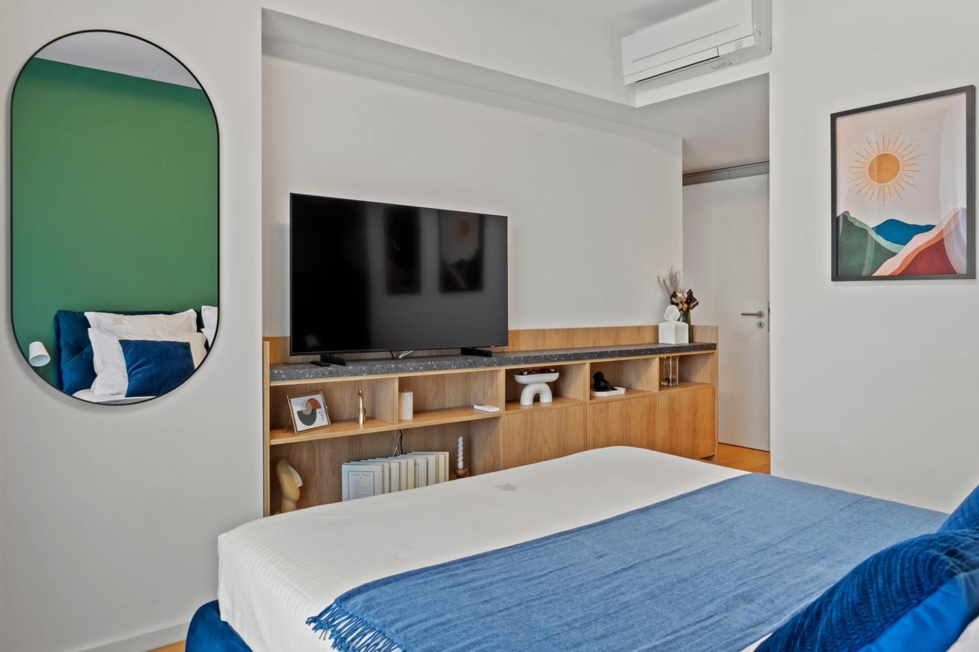 Mido Aviatie Park With Private Parking & Self Check-in Apartment