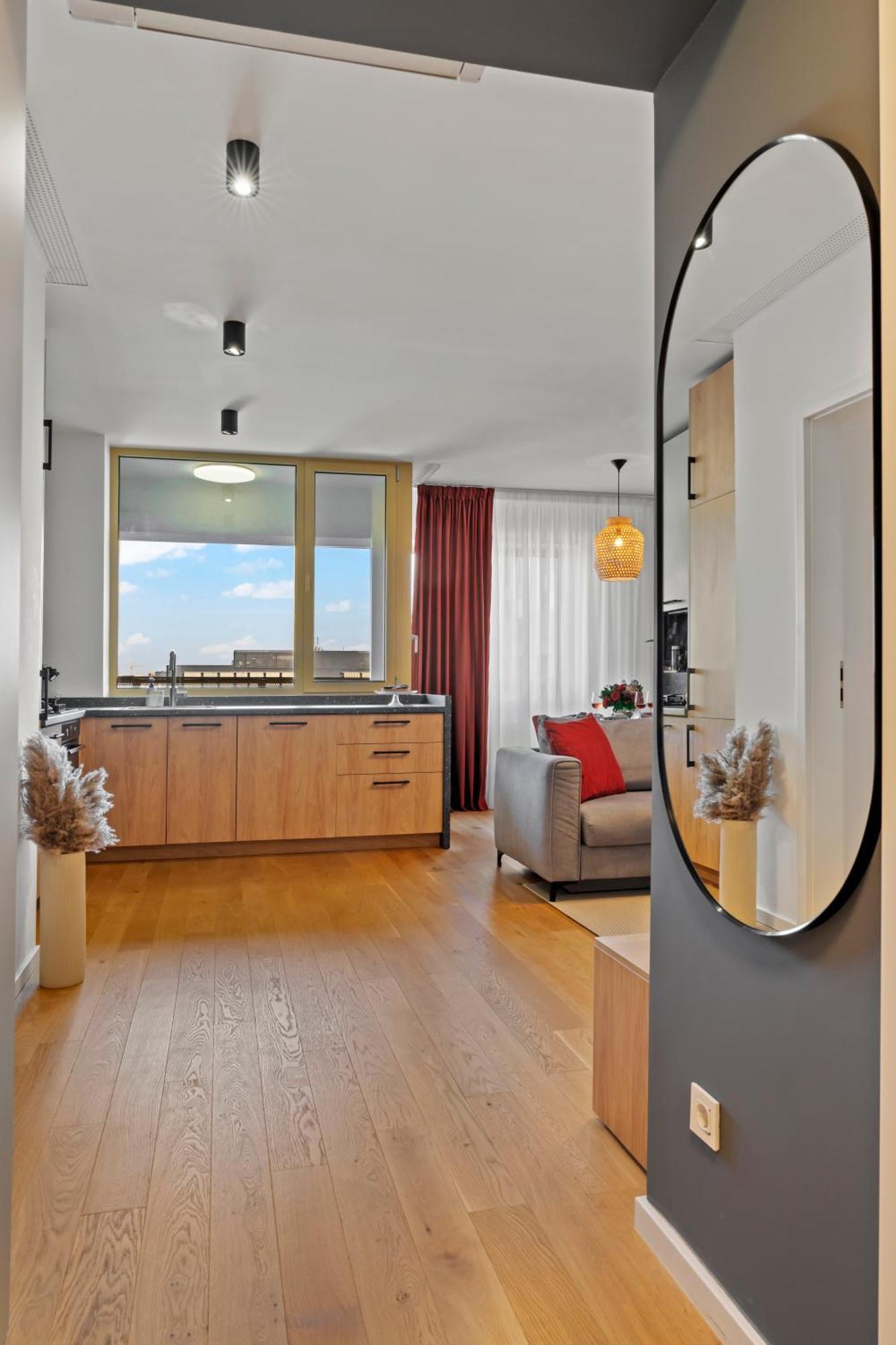 Mido Aviatie Park With Private Parking & Self Check-in Apartment Bucharest